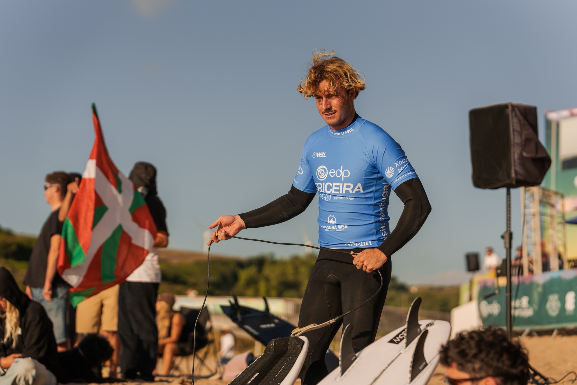 Sean Gunning superó su primera manga del Ericeira Pro con 10,90 puntos. WSL
