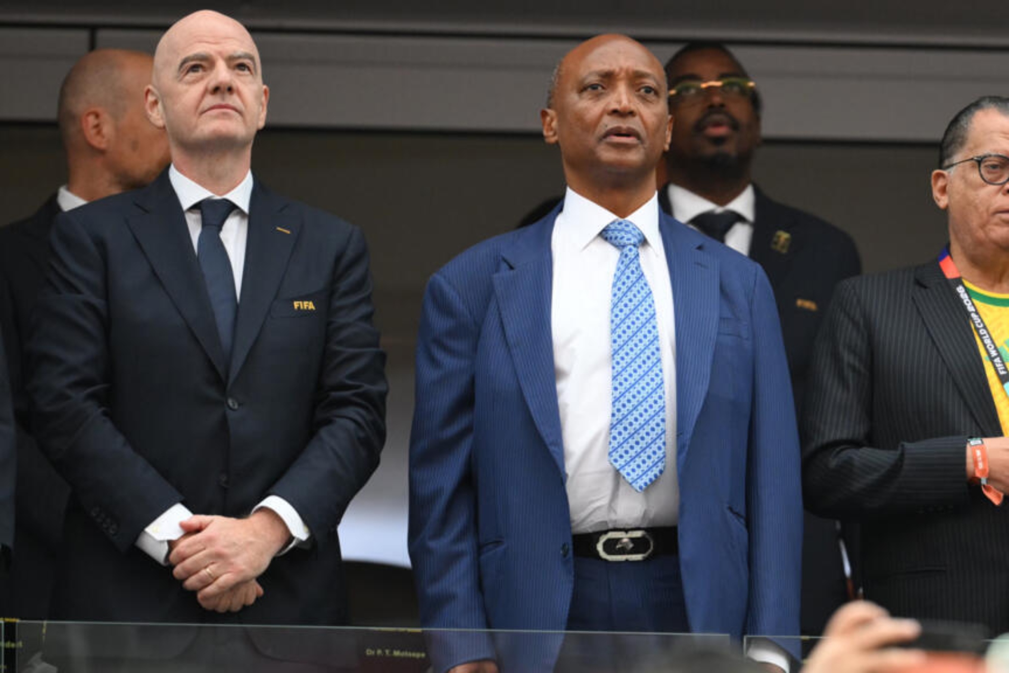 Motsepe, con Infantino. EFE