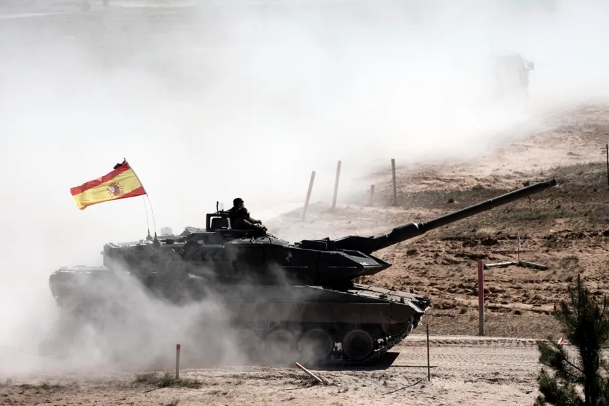 Tanque español en una imagen EFE