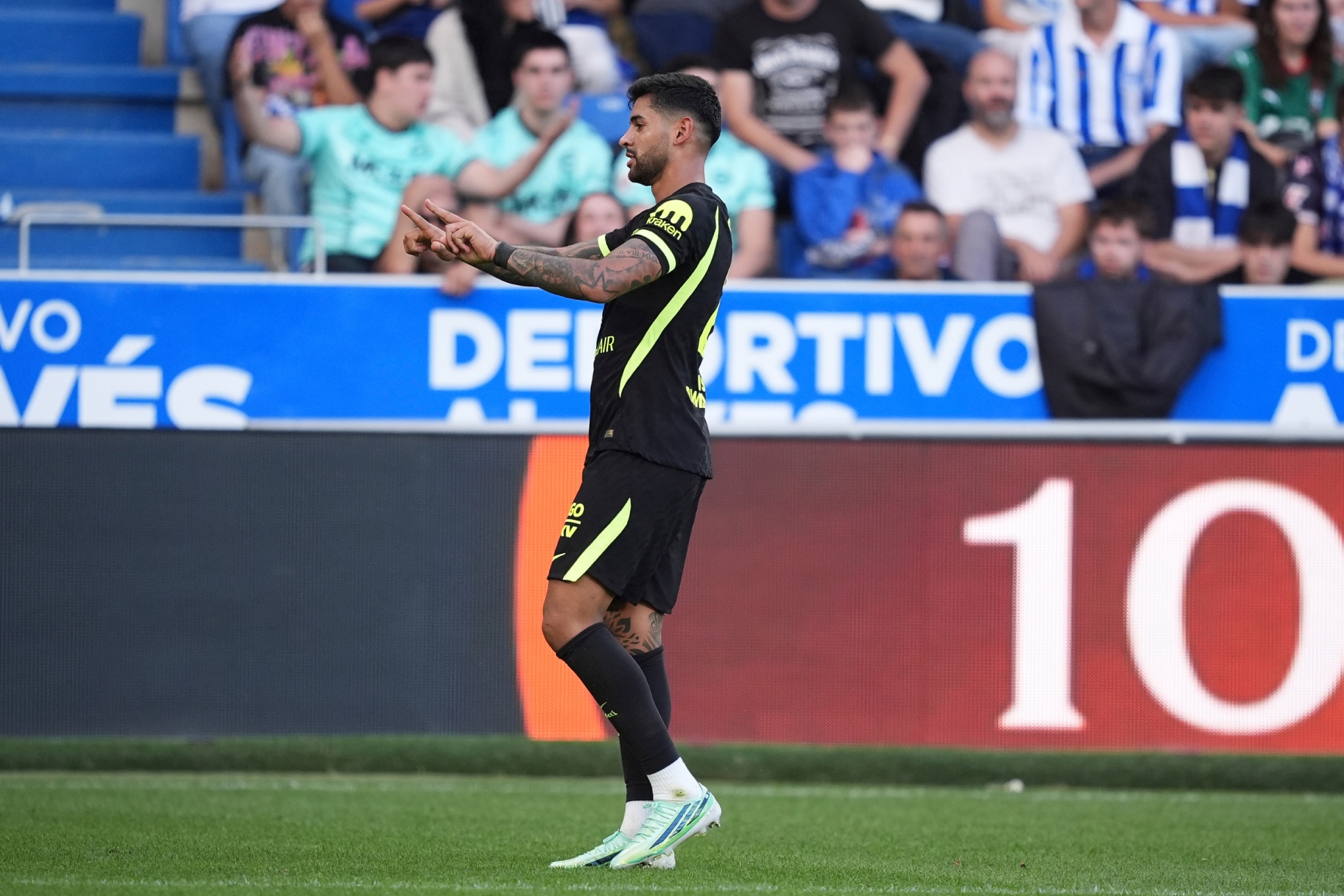 CUTI ROMERO CELEBRA SU GOL. GETTY IMAGES