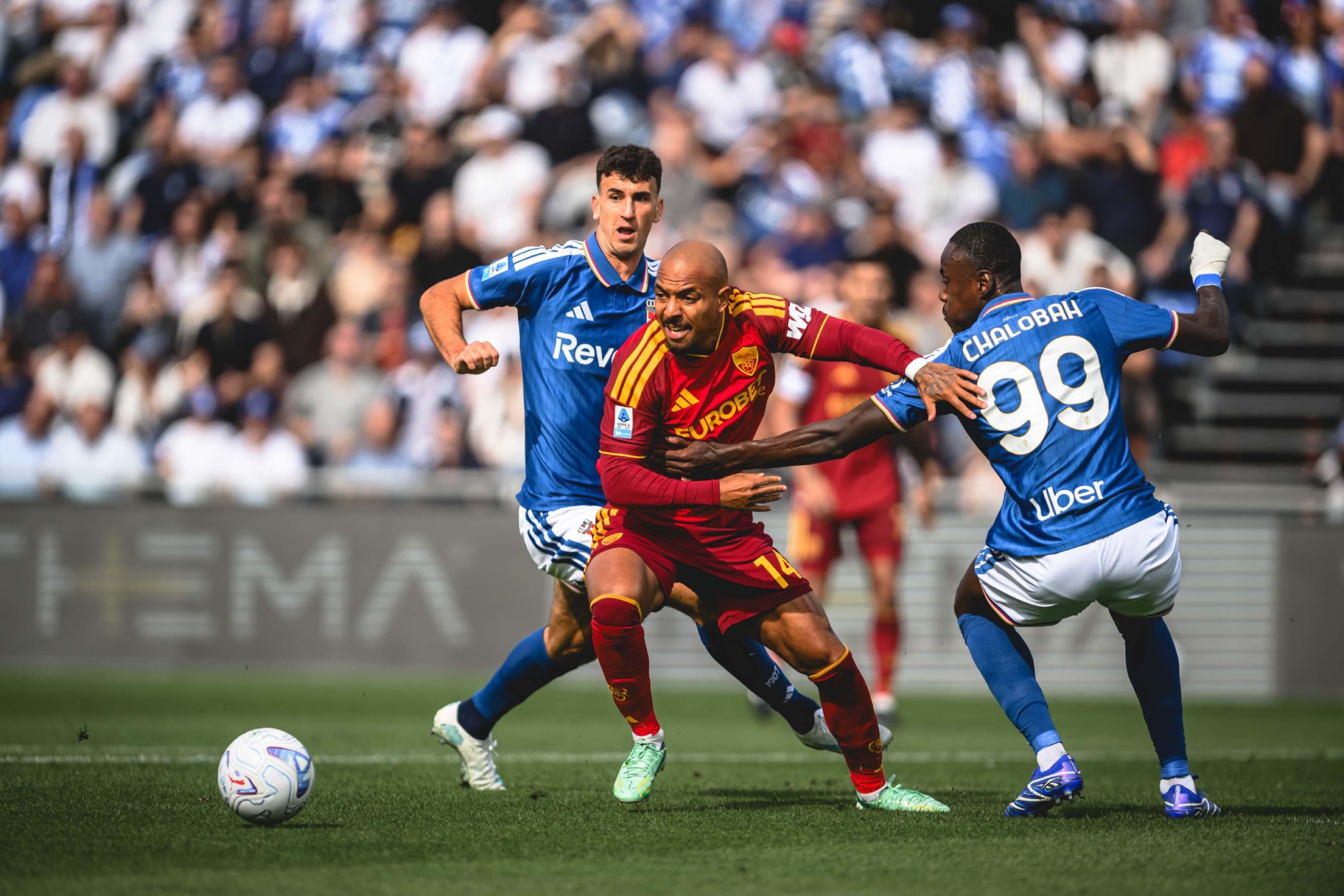 Malen, ante el Como. AS ROMA.