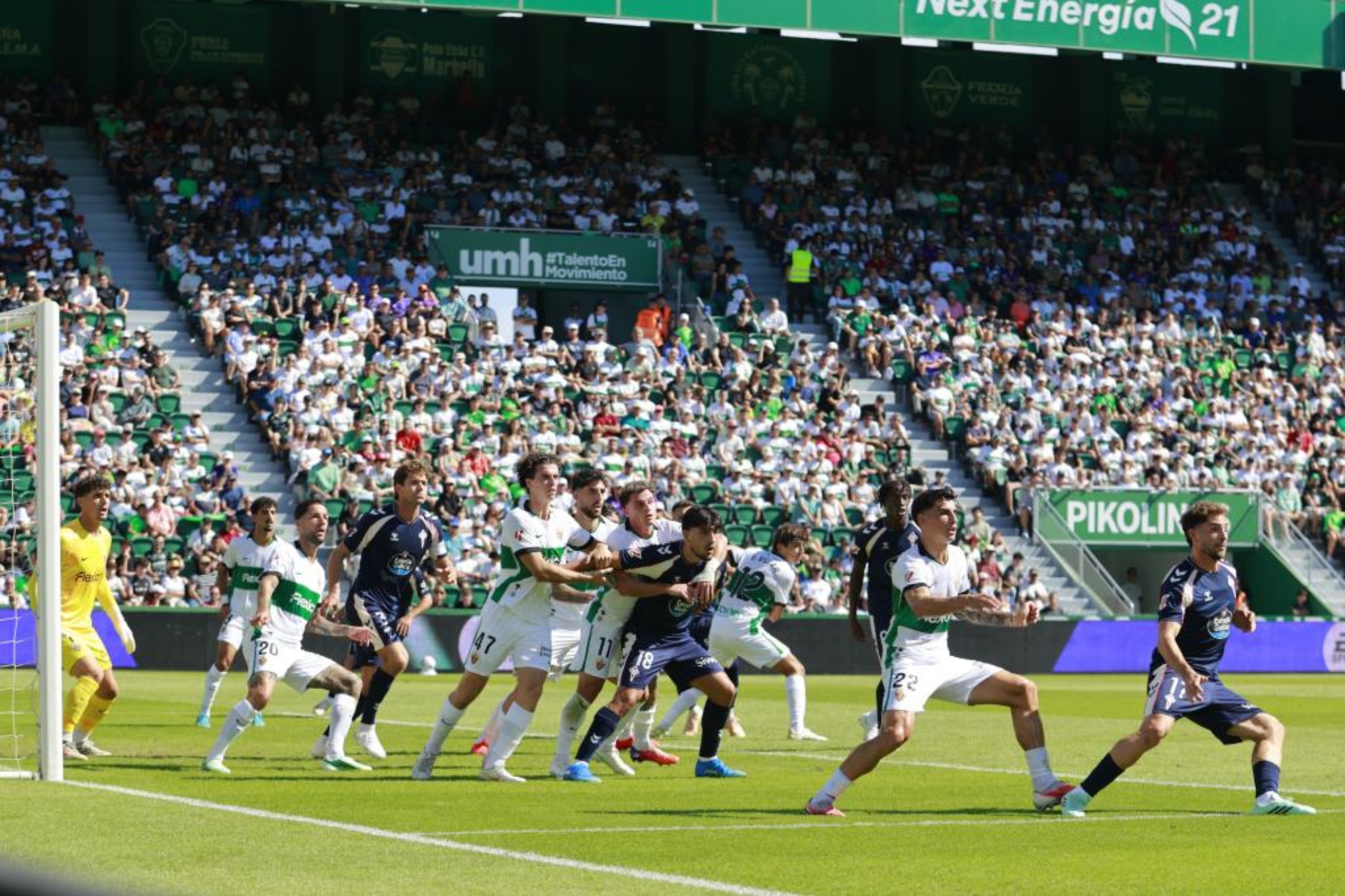 Un momento del Elche-Celta. EFE