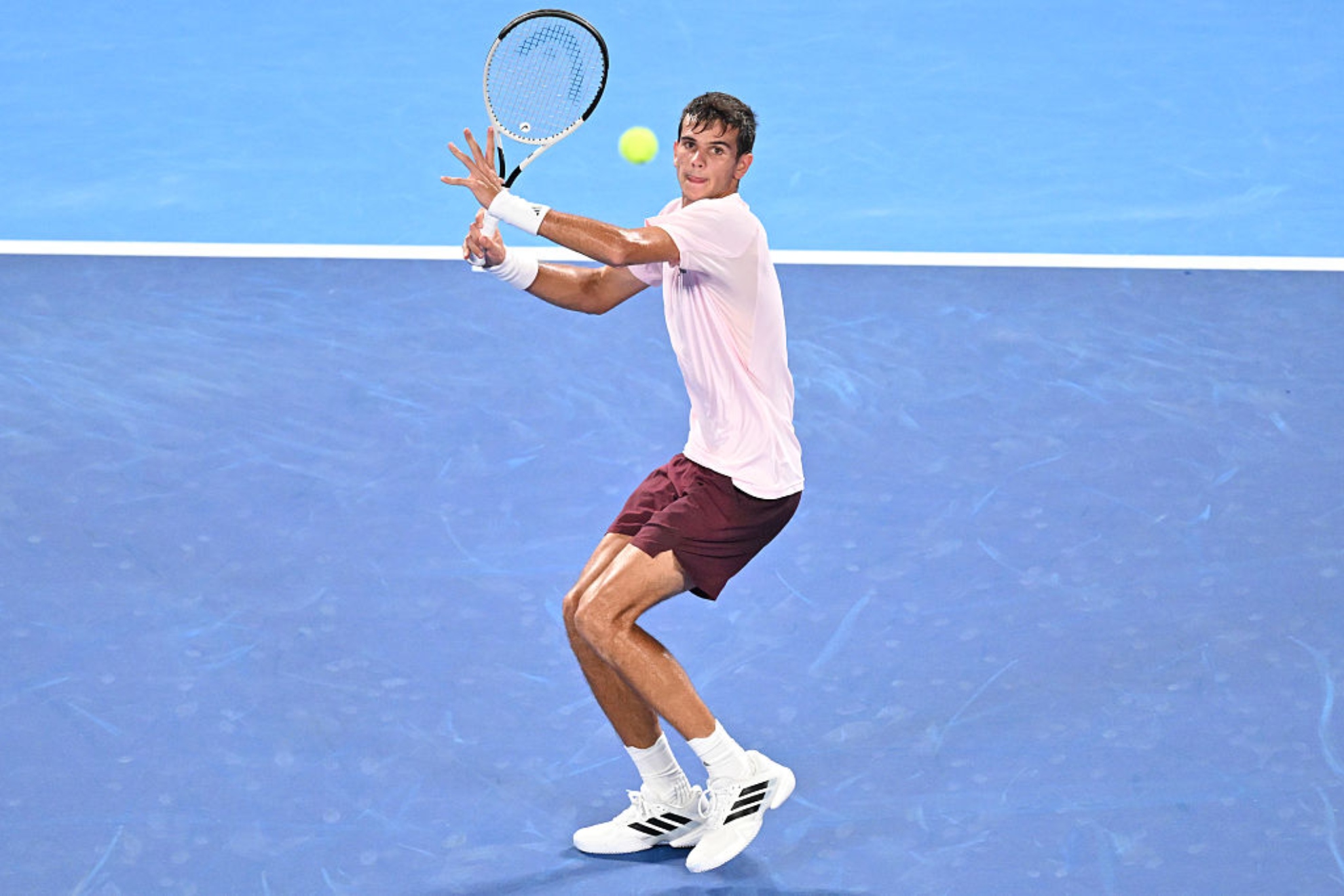 Jódar mira la pelota. Getty Images