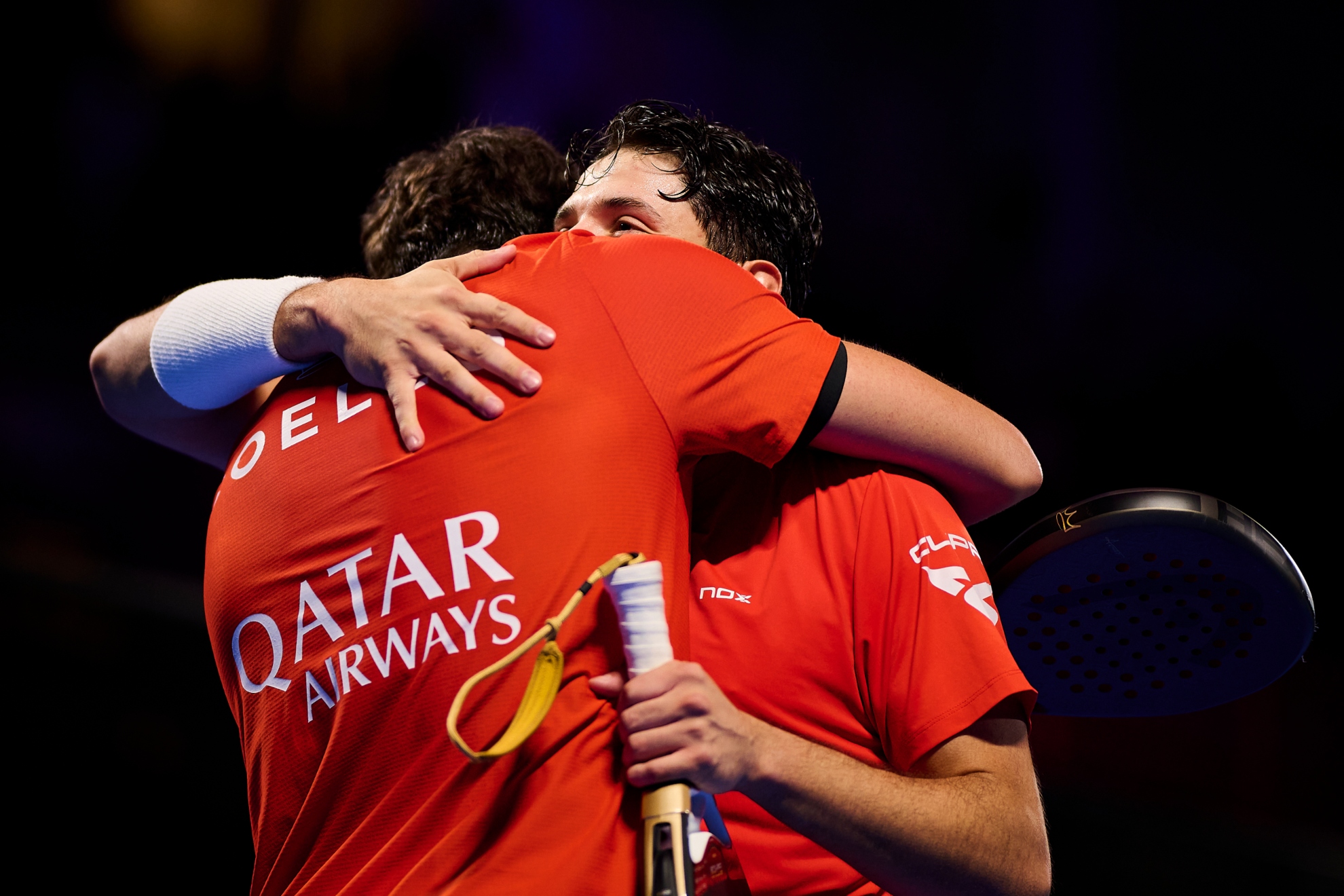 Coello y Tapia se abrazan en Düsseldorf. PREMIER PADEL