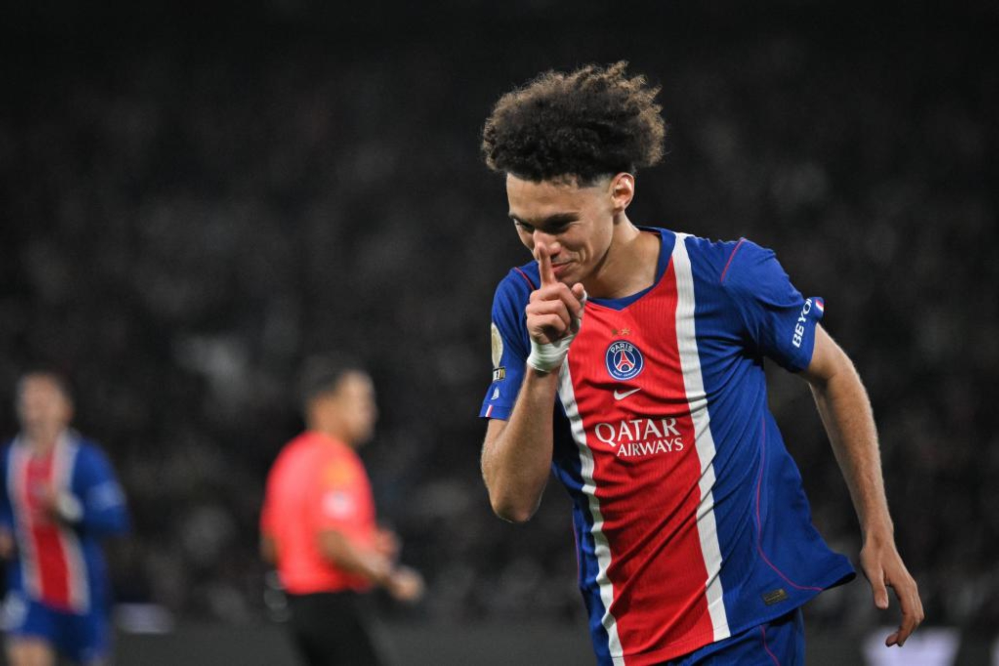 Maghnes Akliouche celebra su gol contra Le Mans. EFE