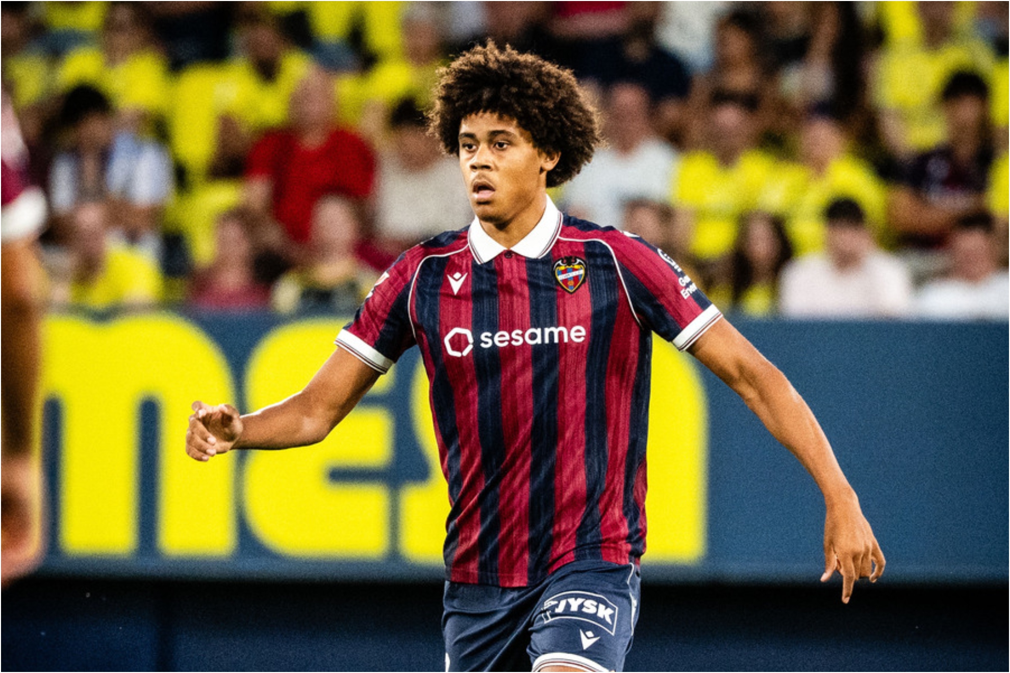 Ndukwe, con la elástica granota. LEVANTE UD
