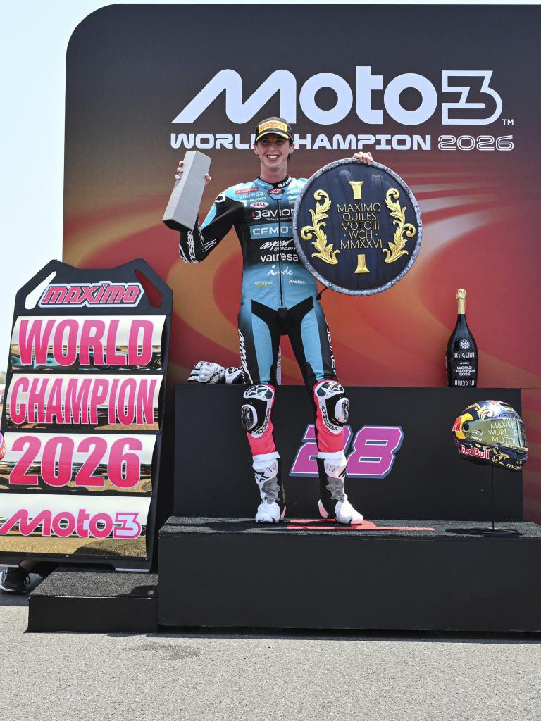 Máximo Quiles, campeón de Moto3.