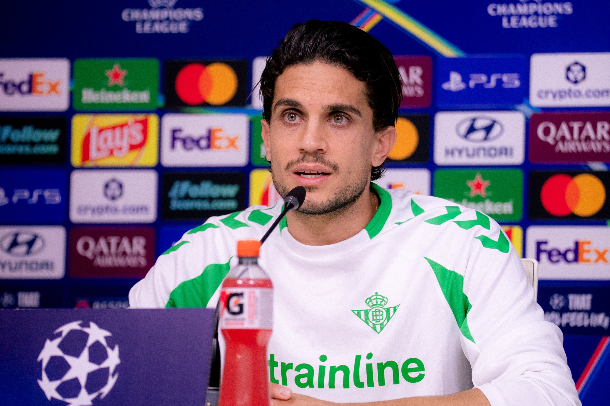 Bartra, en rueda de prensa REAL BETIS