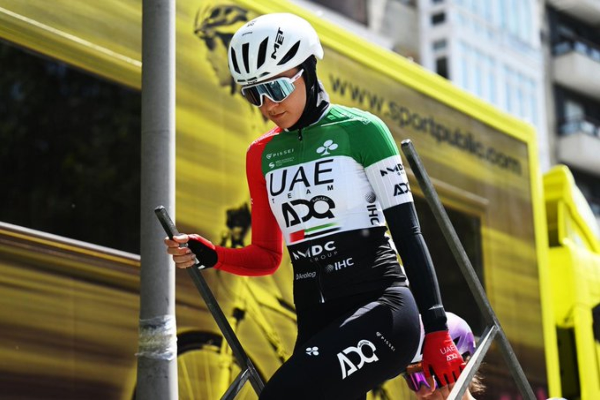 Safiya Al Sayegh deja el ciclismo profesional por motivos religiosos a los 25 años