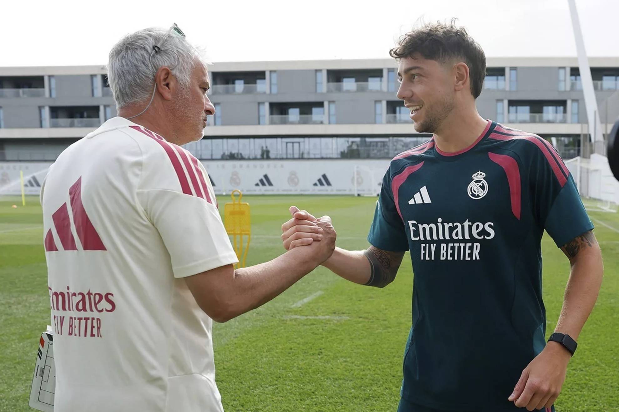 Mourinho y Valverde en Valdebebas.