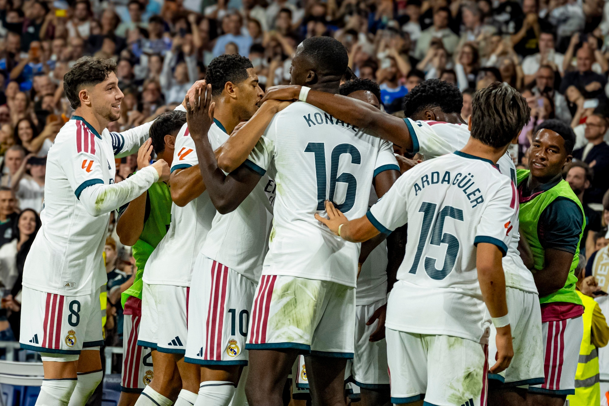 Jugadores del Real Madrid celebrando un gol. LALIGA