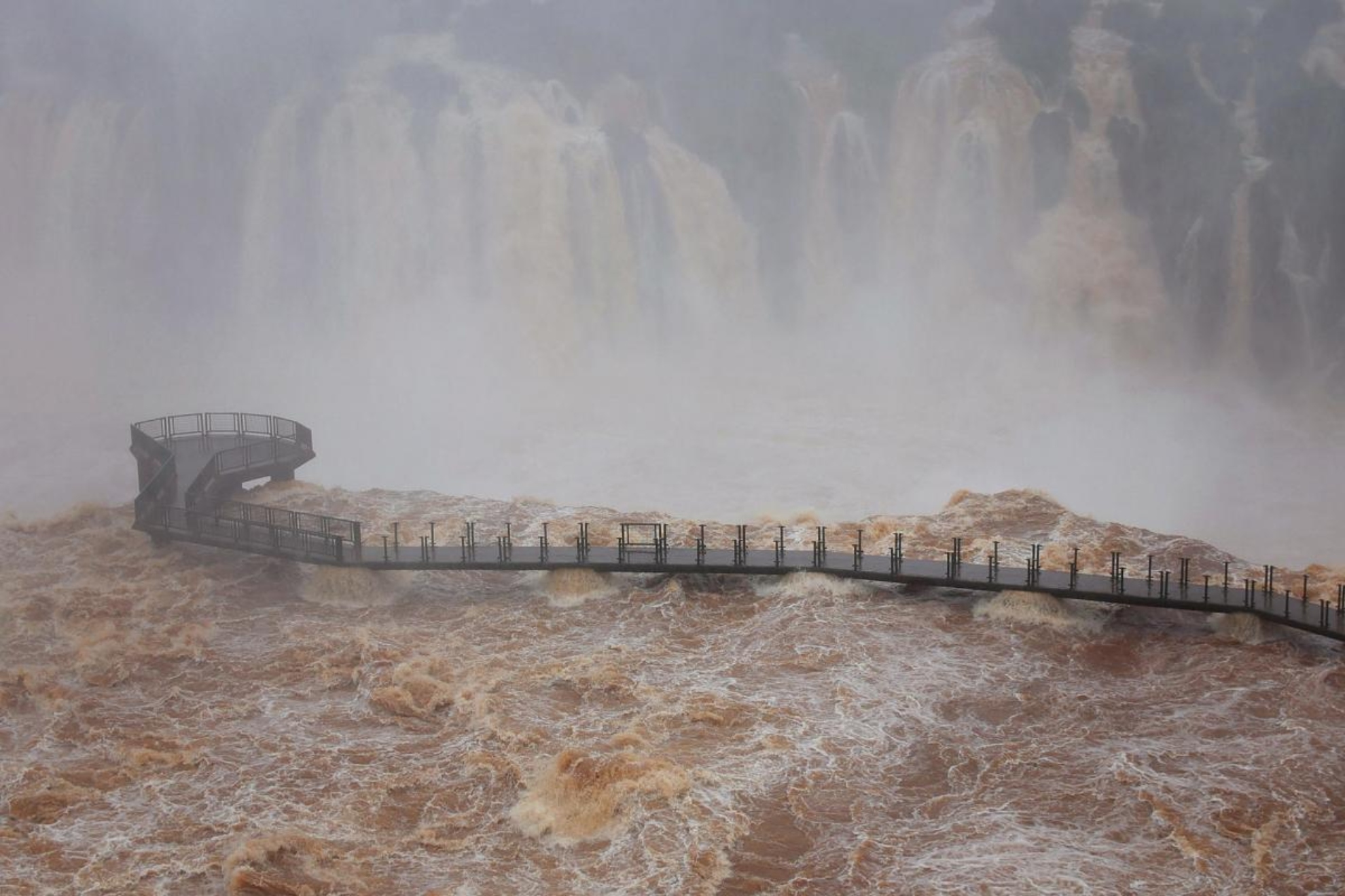 Las cataratas de Iguazú y cómo están estos días. EFE