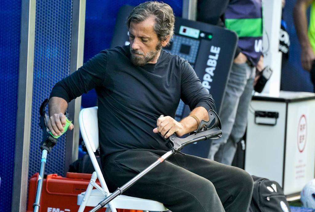 El entrenador del Deportivo Alavés, Quique Sánchez Flores, durante un partido. EFE