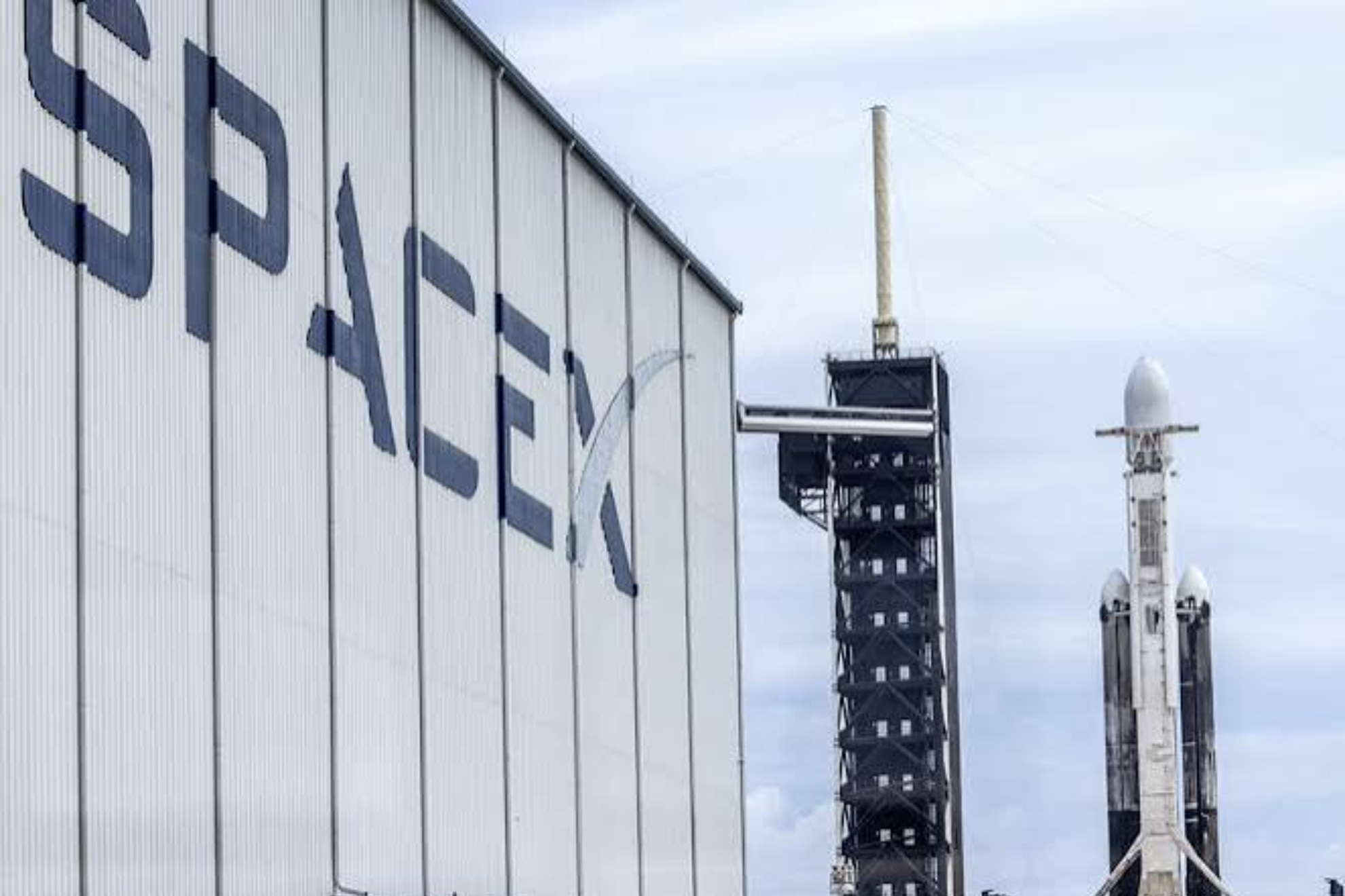 Rotulo Space X, foto archivo EFE