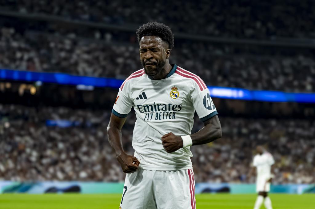 Vinicius, durante el choque ante el Villarreal. PABLO MORENO