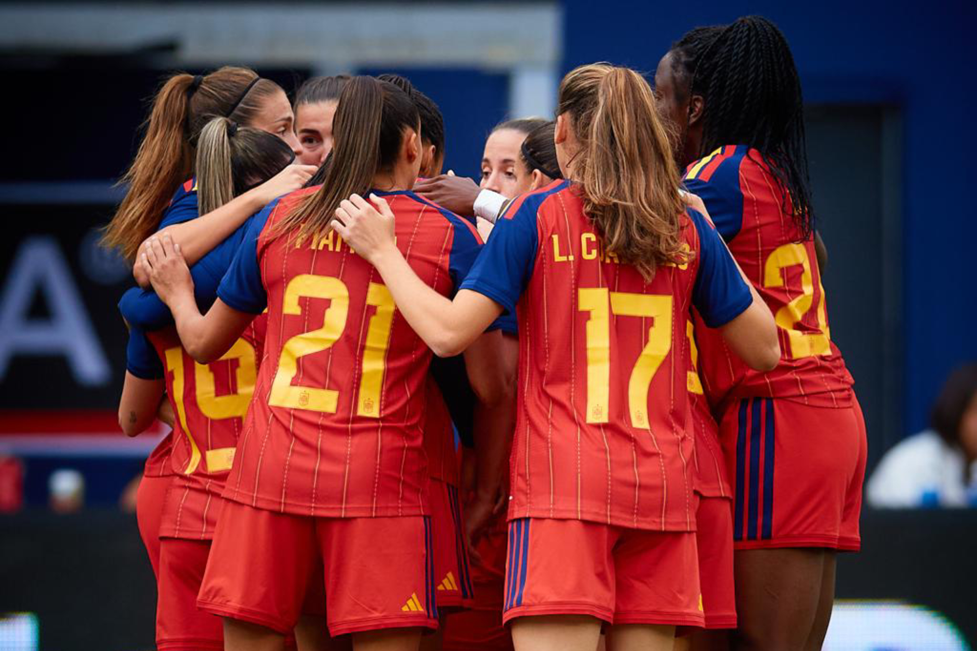 Las jugadoras de España celebran un gol ante Estados Unidos en Washington. RFEF