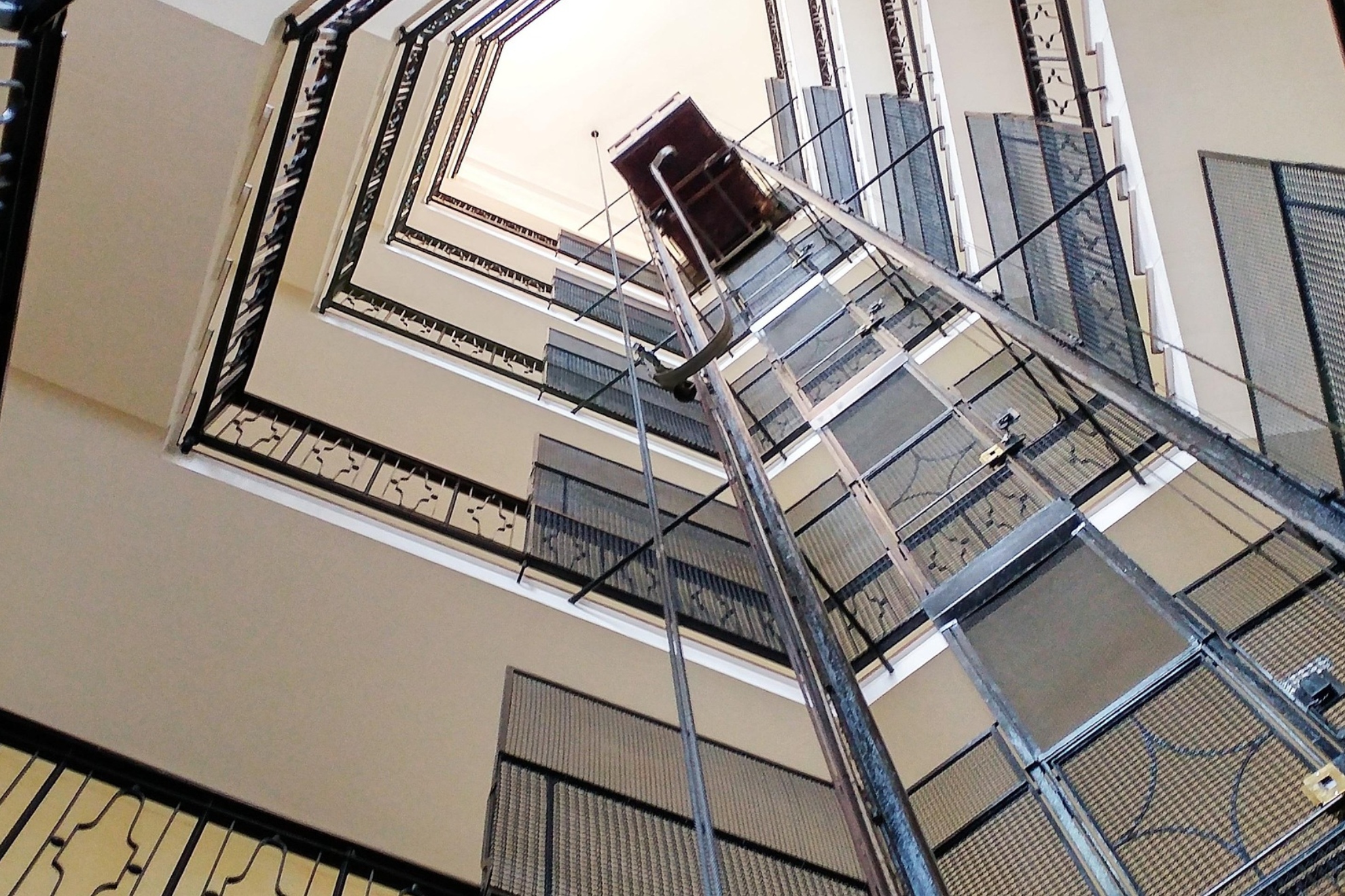 Jorge García, experto en ascensores Pixabay