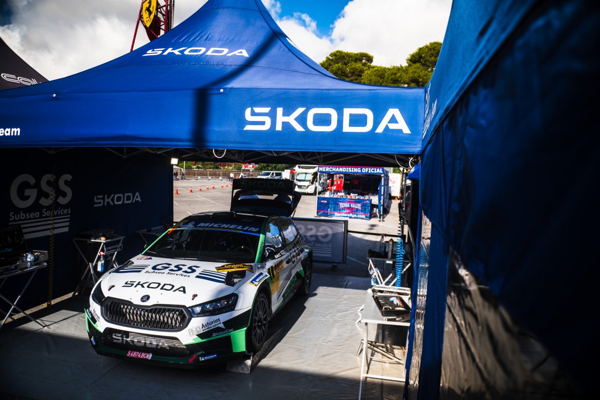 El Fabia RS de Suárez en la asistencia del RallyRACC Catalunya-Costa Daurada. Shakedown Media / Danny García