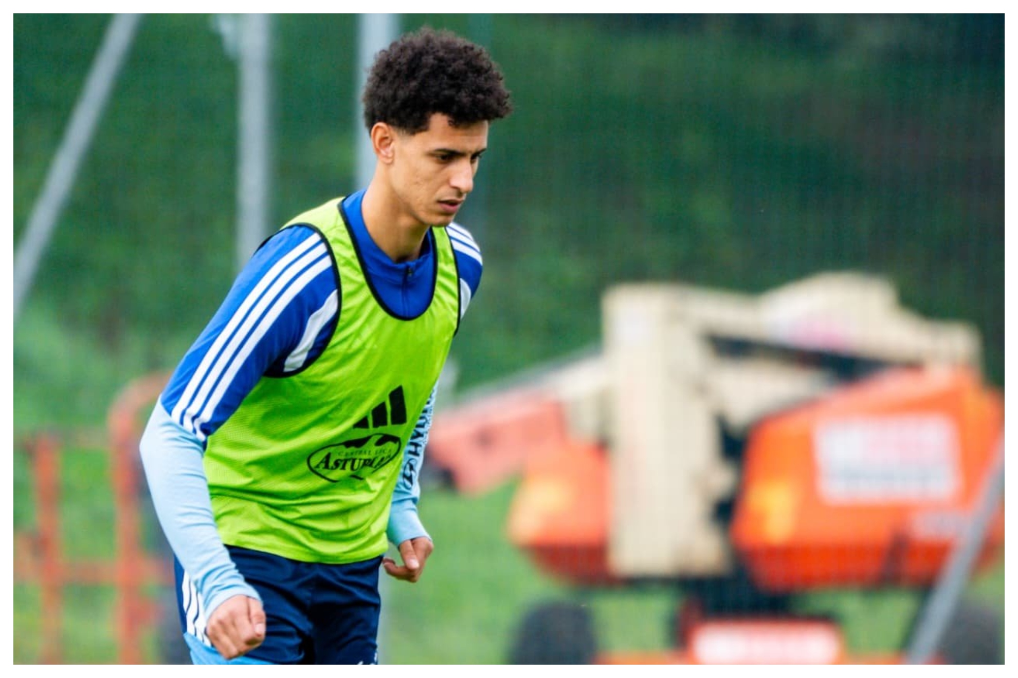 Ilyas Chaira, durante el entrenamiento de vuelta al grupo REAL OVIEDO