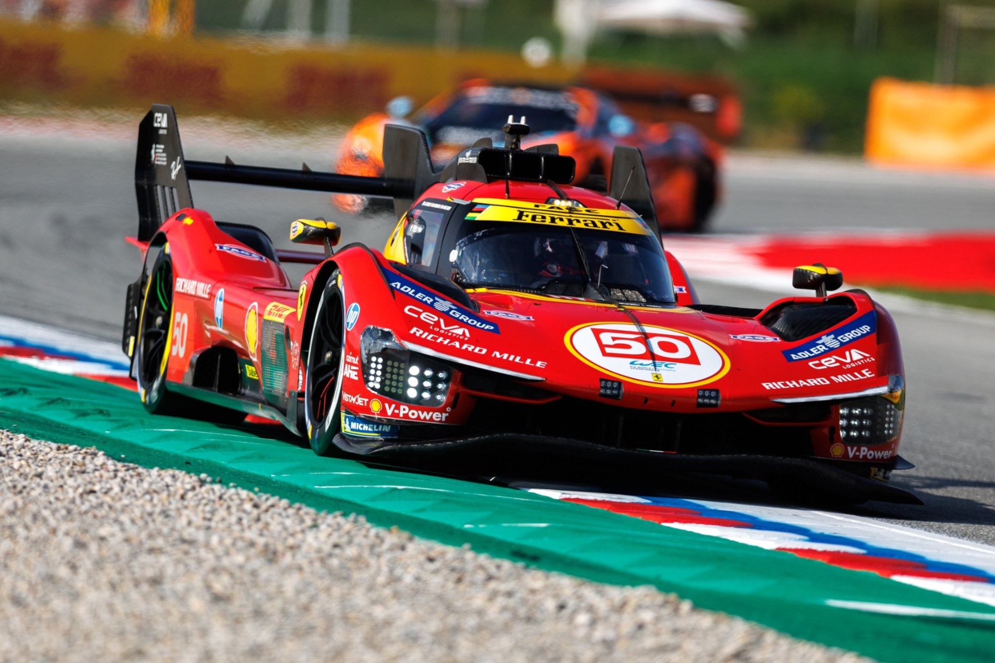 Miguel Molina marcó el mejor crono con el Ferrari #50 en los Libres 3 Ferrari