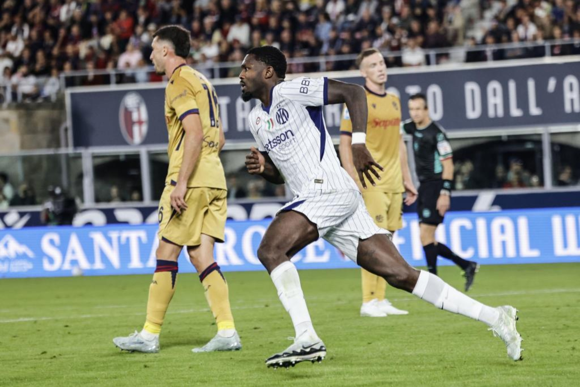 Marcus Thuram celebra su gol contra el Bolonia. EFE