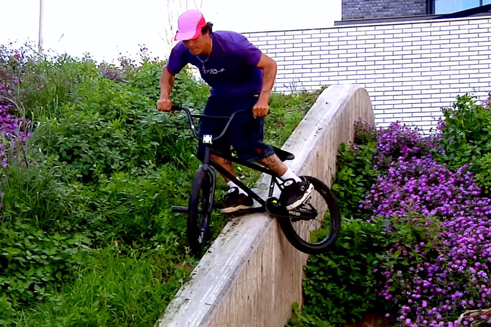 Miki Fleck protagoniza una potente nueva videoparte de BMX Street para United Bike Co. DIGBMX