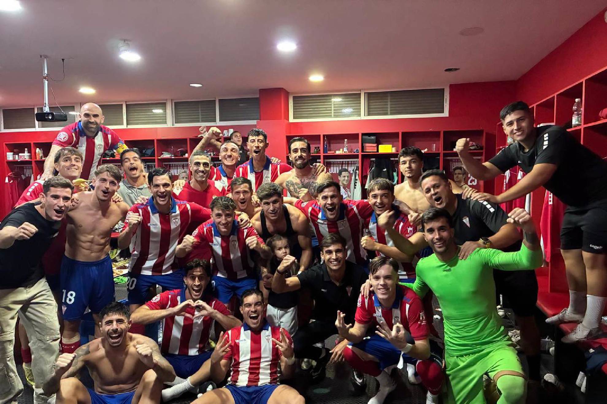 El Algeciras fue muy superior al Hércules y logra una victoria muy necesaria
