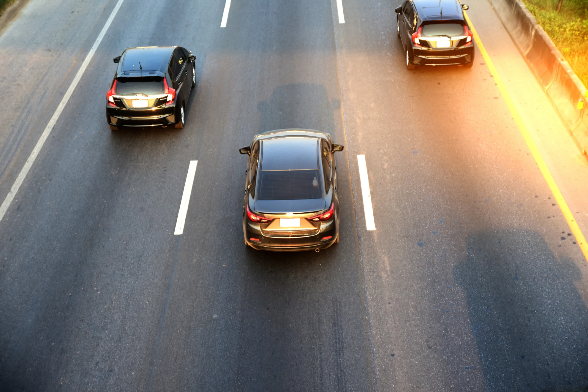 Conducir por la autopista limpia las válvulas de la gasolina