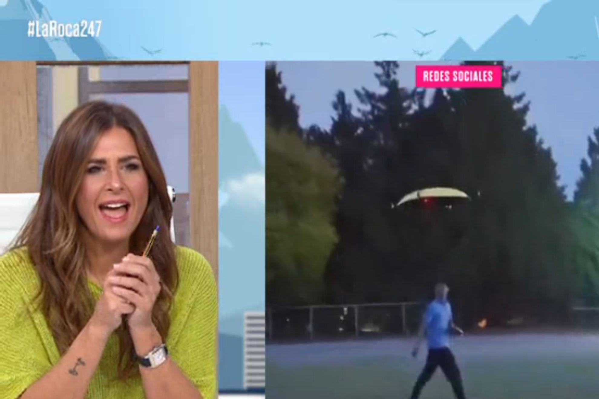 Nuria Roca y el paraguas.
