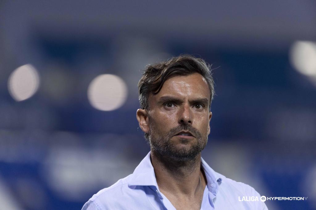 Rubén Albés, durante el partido del pasado viernes ante el Córdoba