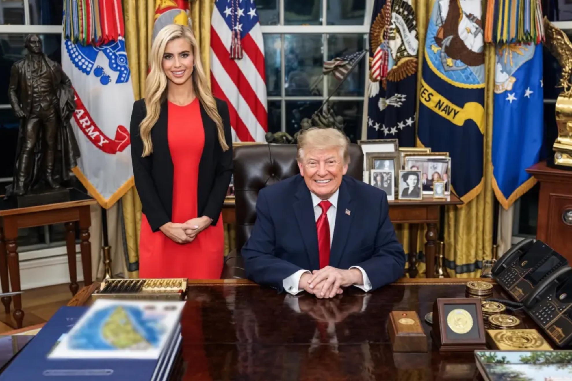 Katie Zacharia y su nueva polémica con una foto con Trump.