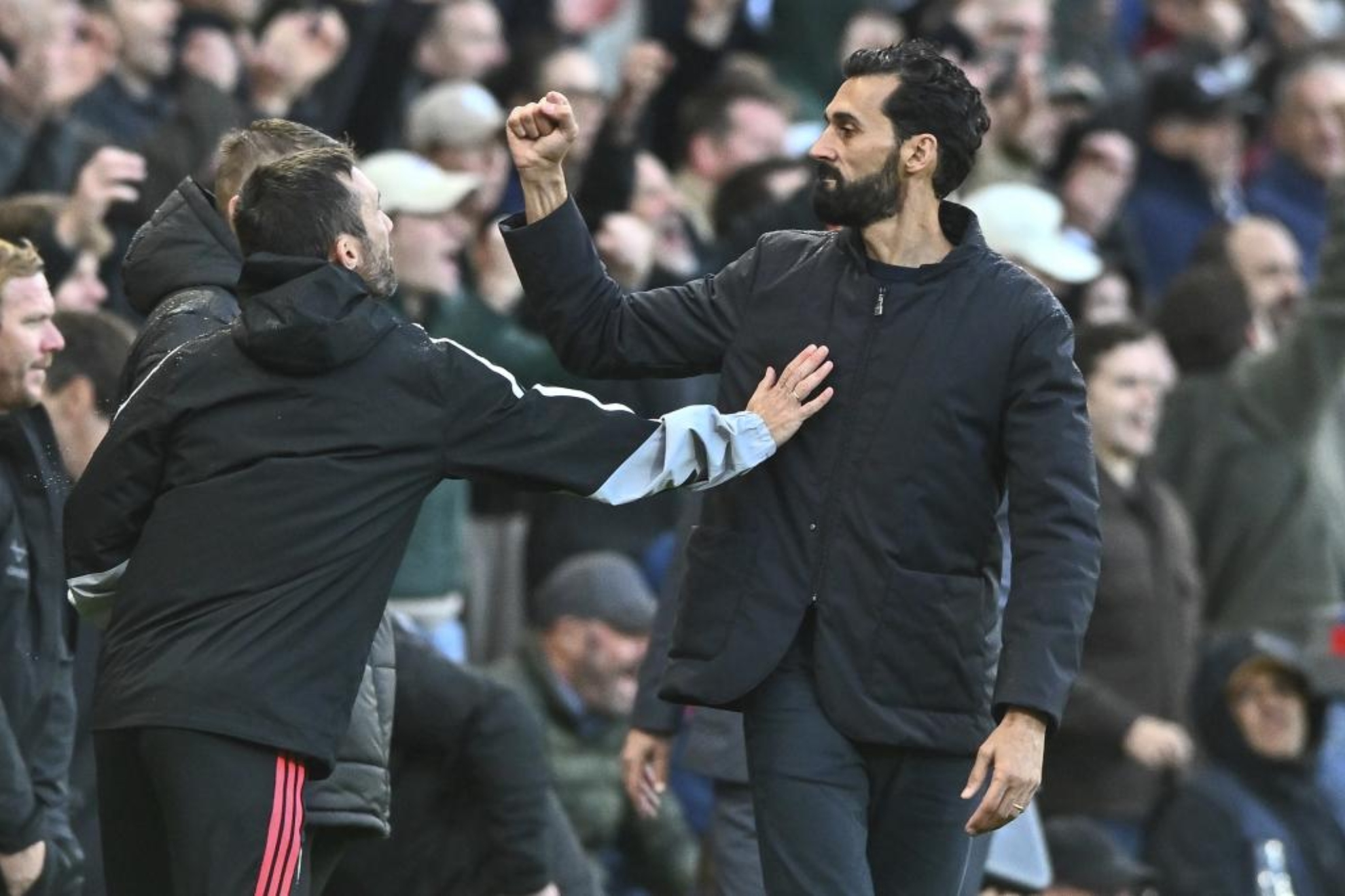Álvaro Arbeloa celebra la victoria sobre el Hull City. GETTY IMAGES