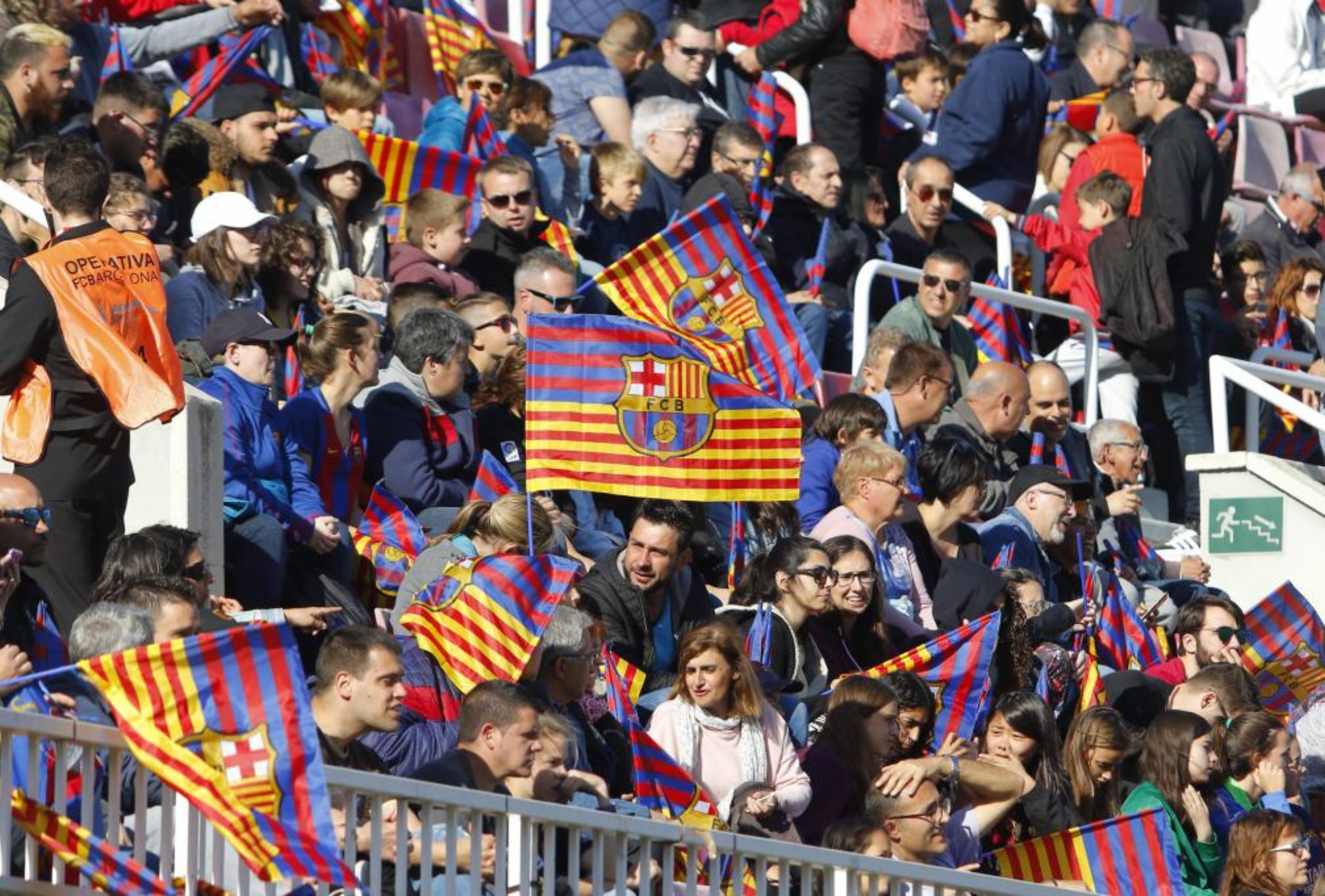 Seguidores del Barcelona, en una imagen de archivo. FRANCESC ADELANTADO