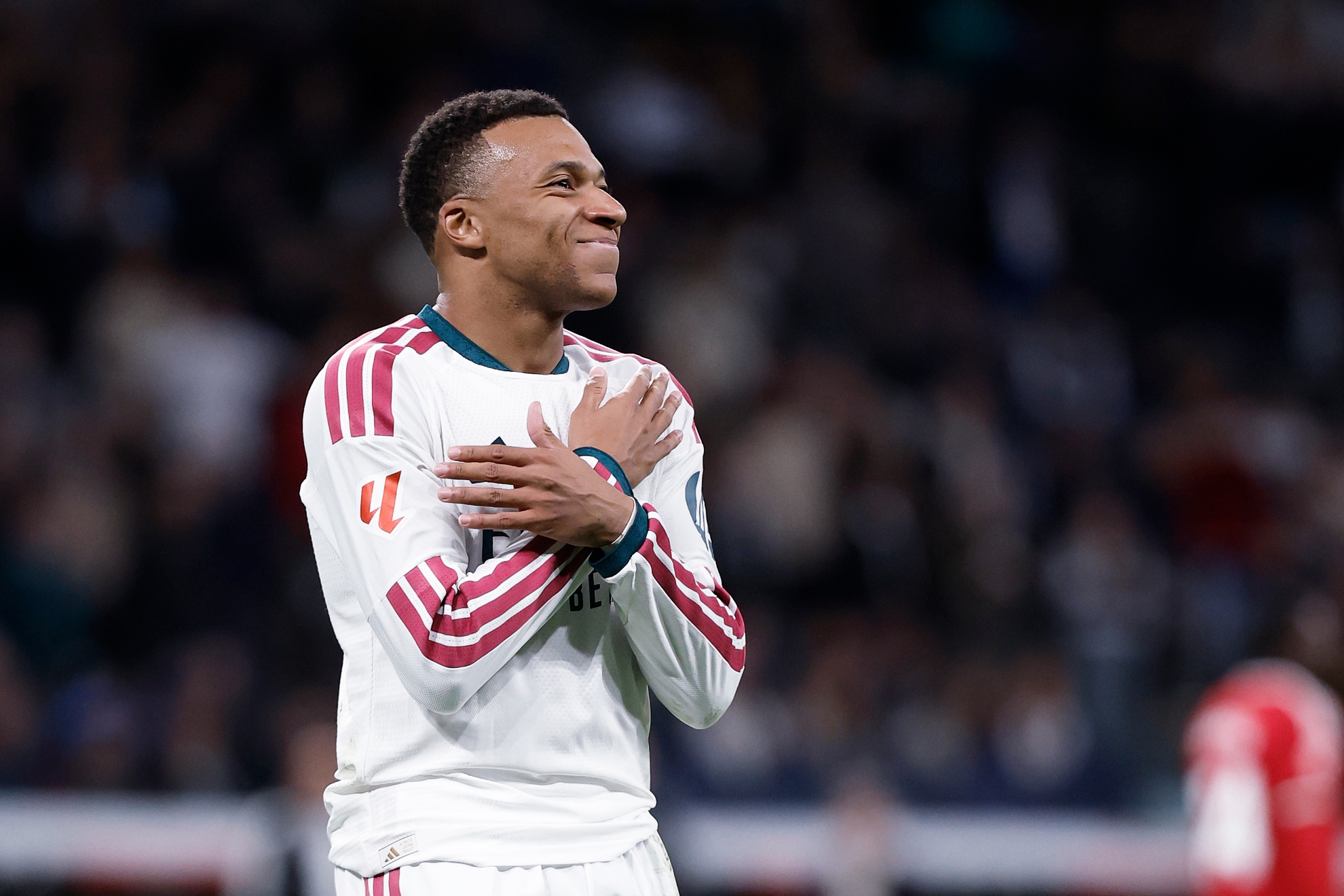 Mbappé ante el Sevilla. CHEMA REY