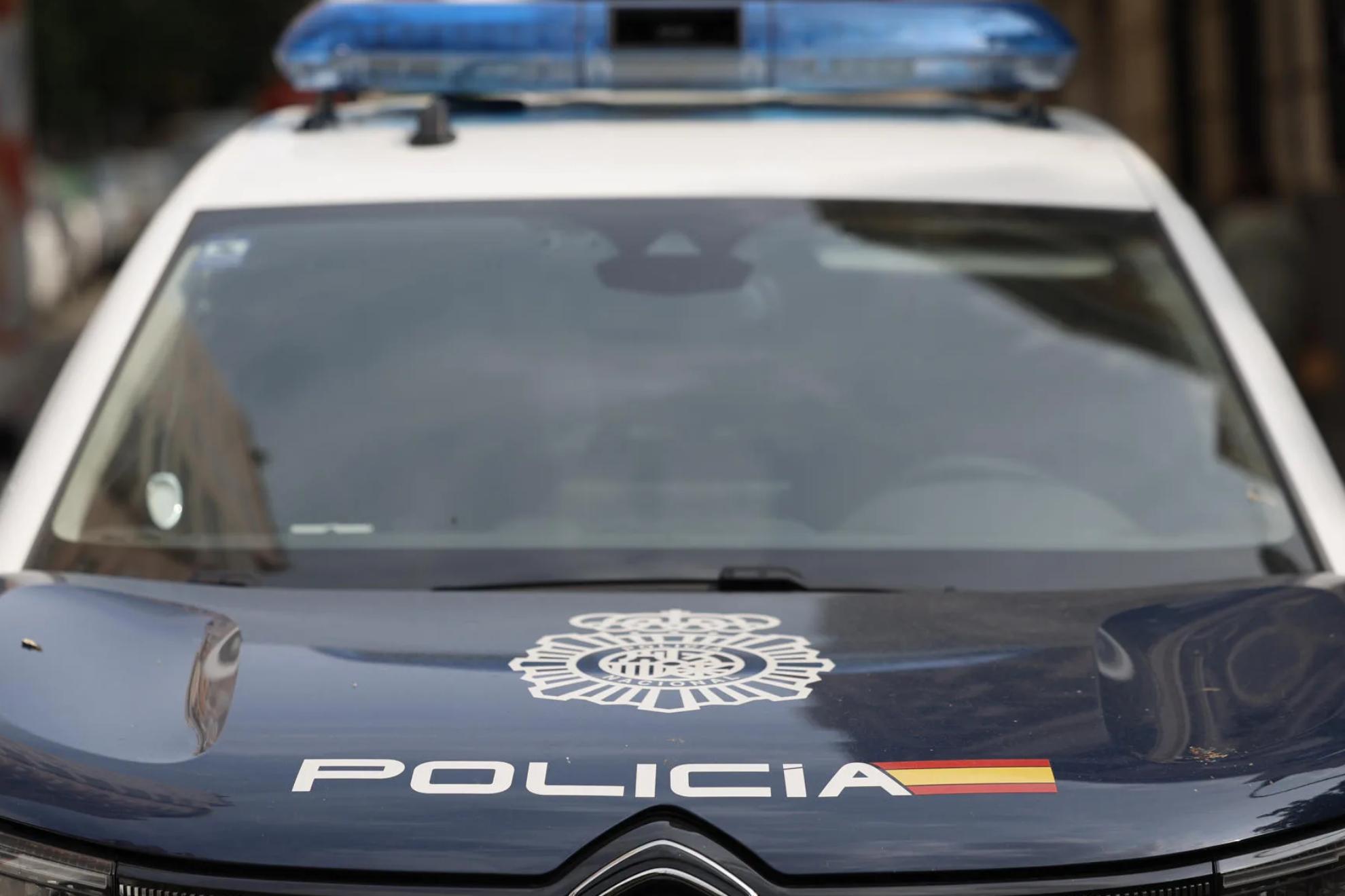 ´Fotografía de archivo de un coche patrulla de la Policía Nacional. EFE