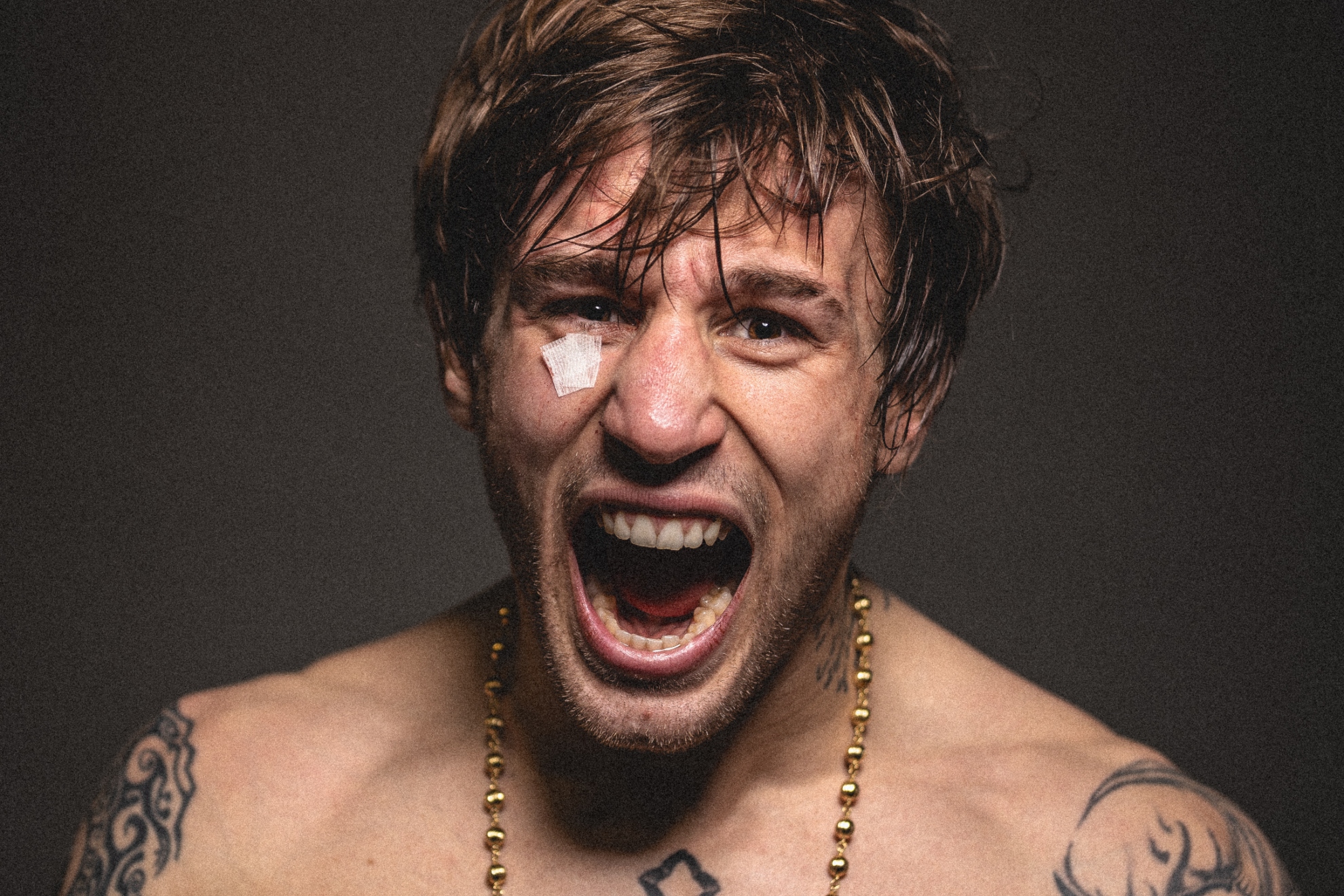 Borja García posa tras ganar en PFL España.
