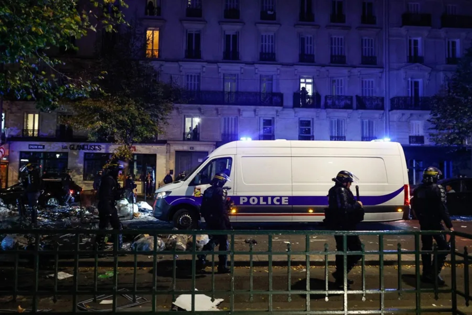 Francia ha pasado una noche tranquila tras un ajetreado fin de semana. EFE