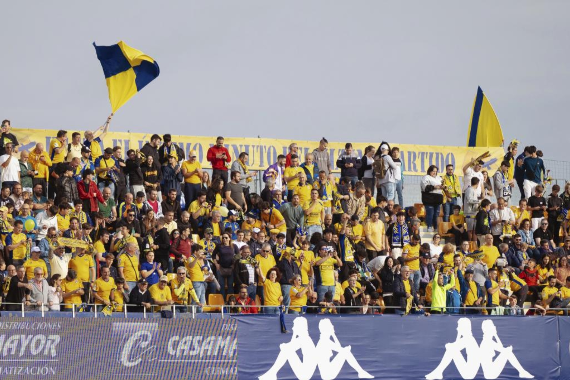 La afición alfarera, en un partido. ALCORCÓN