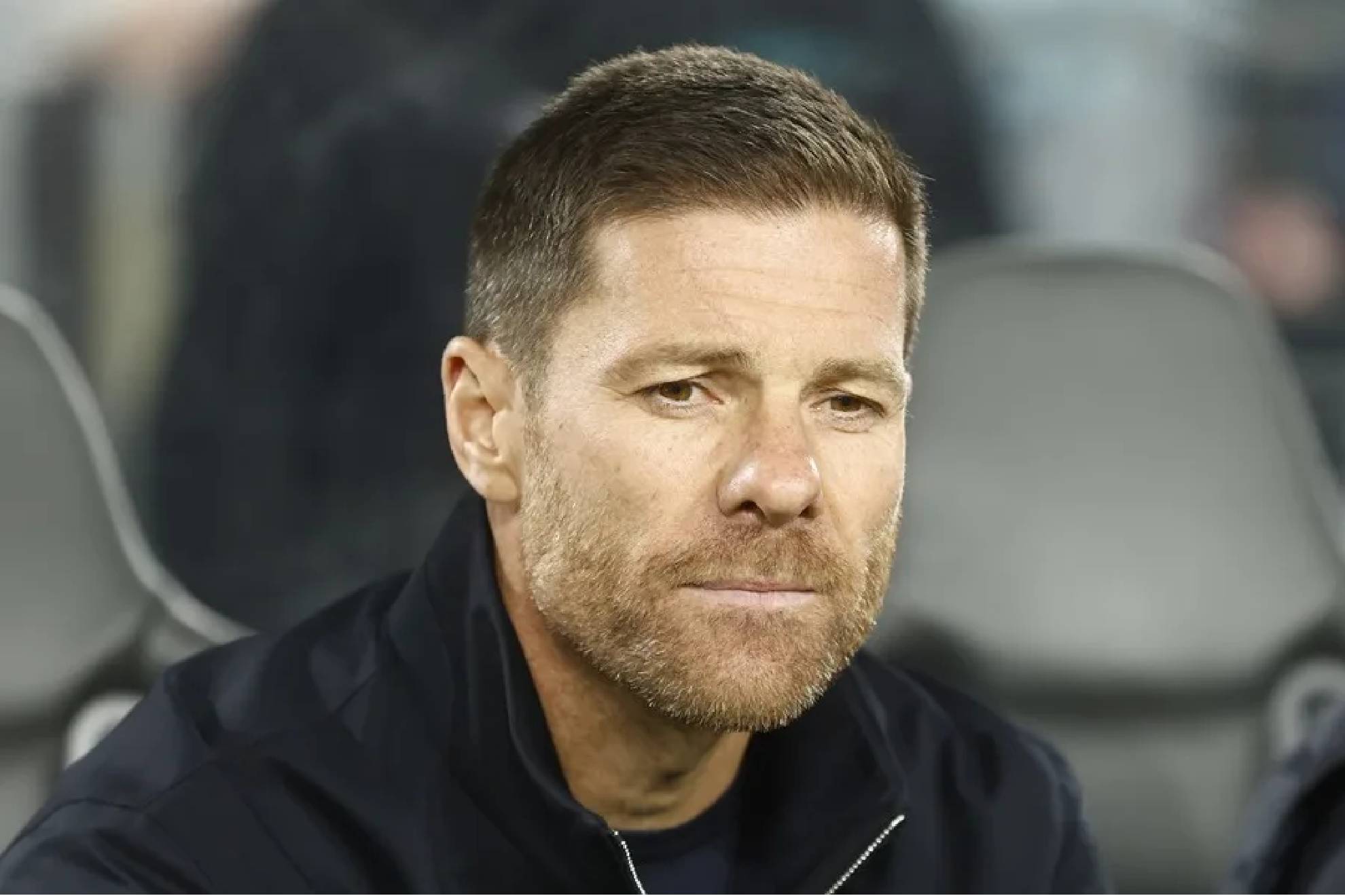 Xabi Alonso dirige actualmente al Chelsea