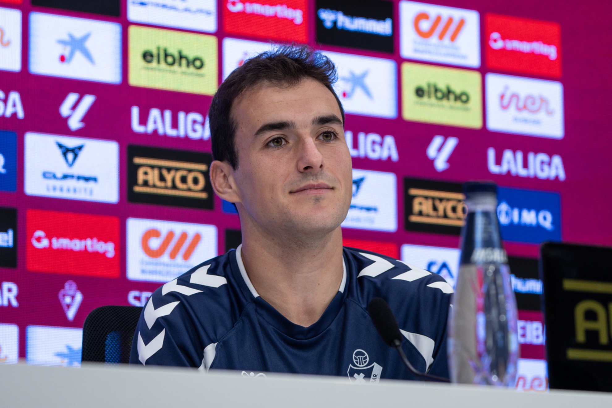 Magunazelaia, en una rueda de prensa. EIBAR
