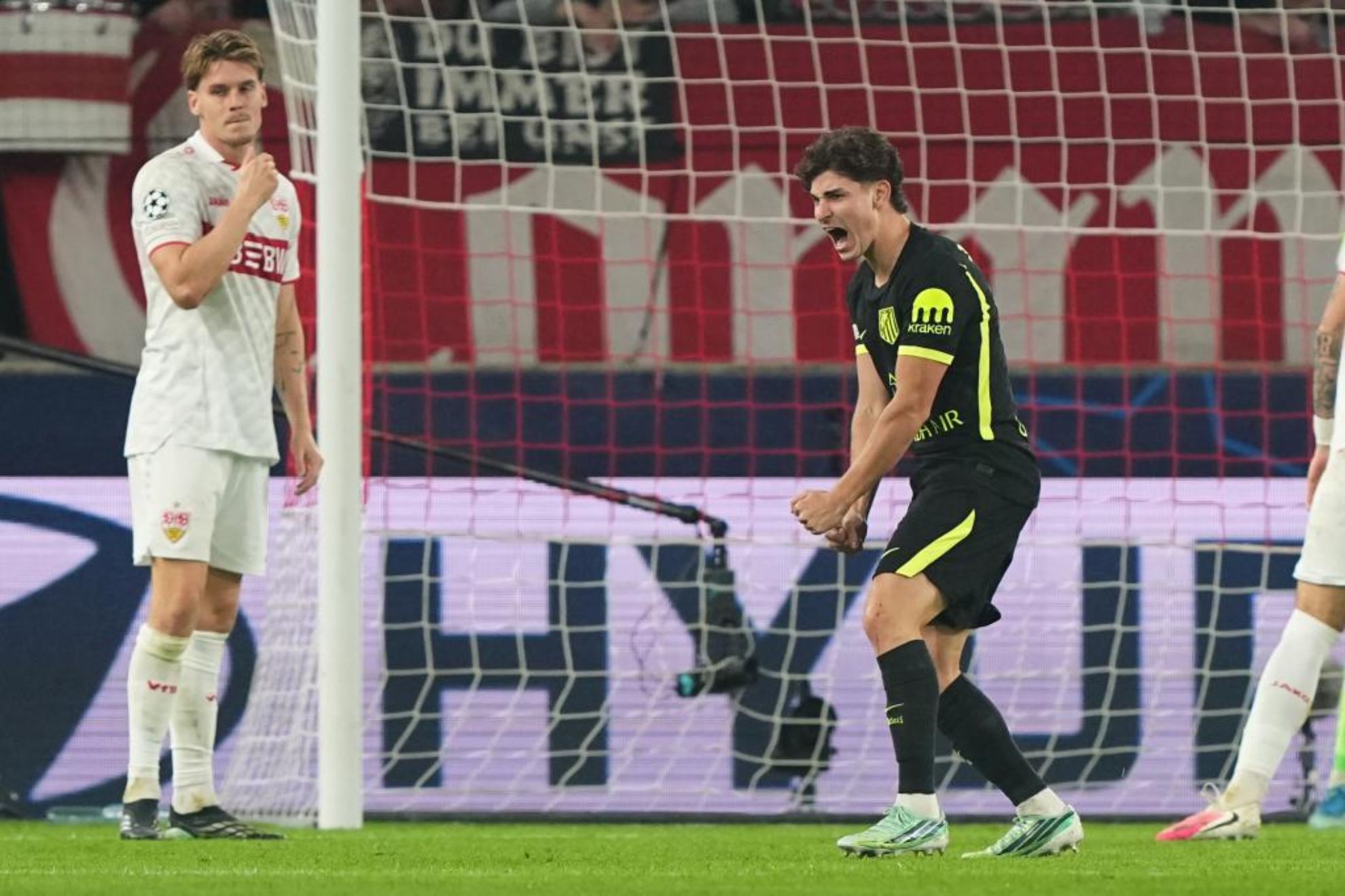 Julián celebra su gol al Stuttgart 174 días después.