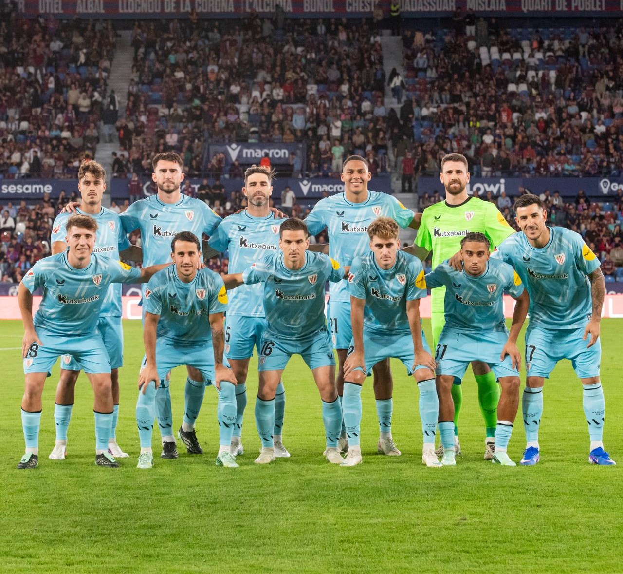 Equipo inicial del Athletic ante el Levante.