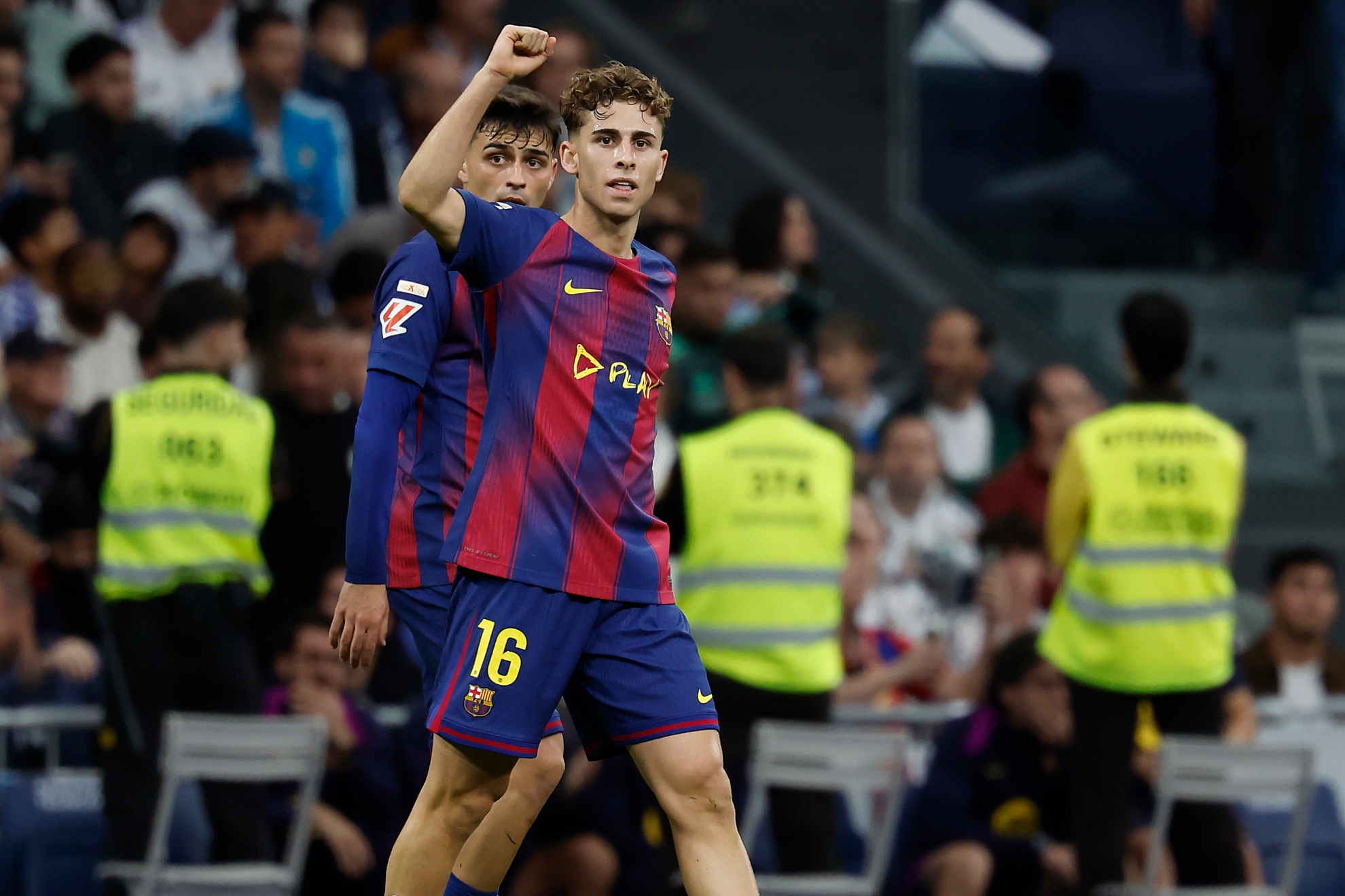 Fermín López y Pedri, en el Bernabéu Chema Rey