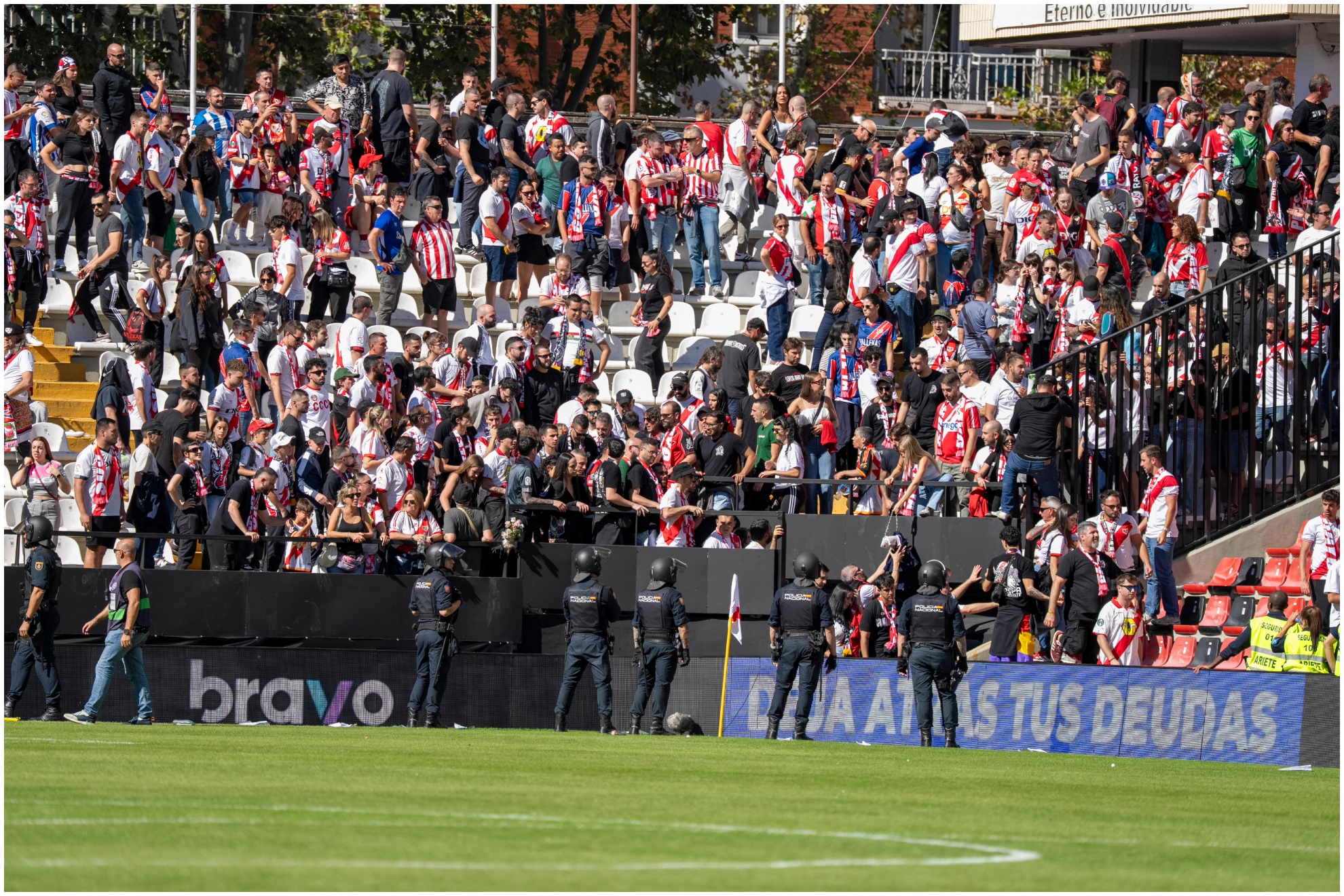 Imagen de la afición del Rayo.