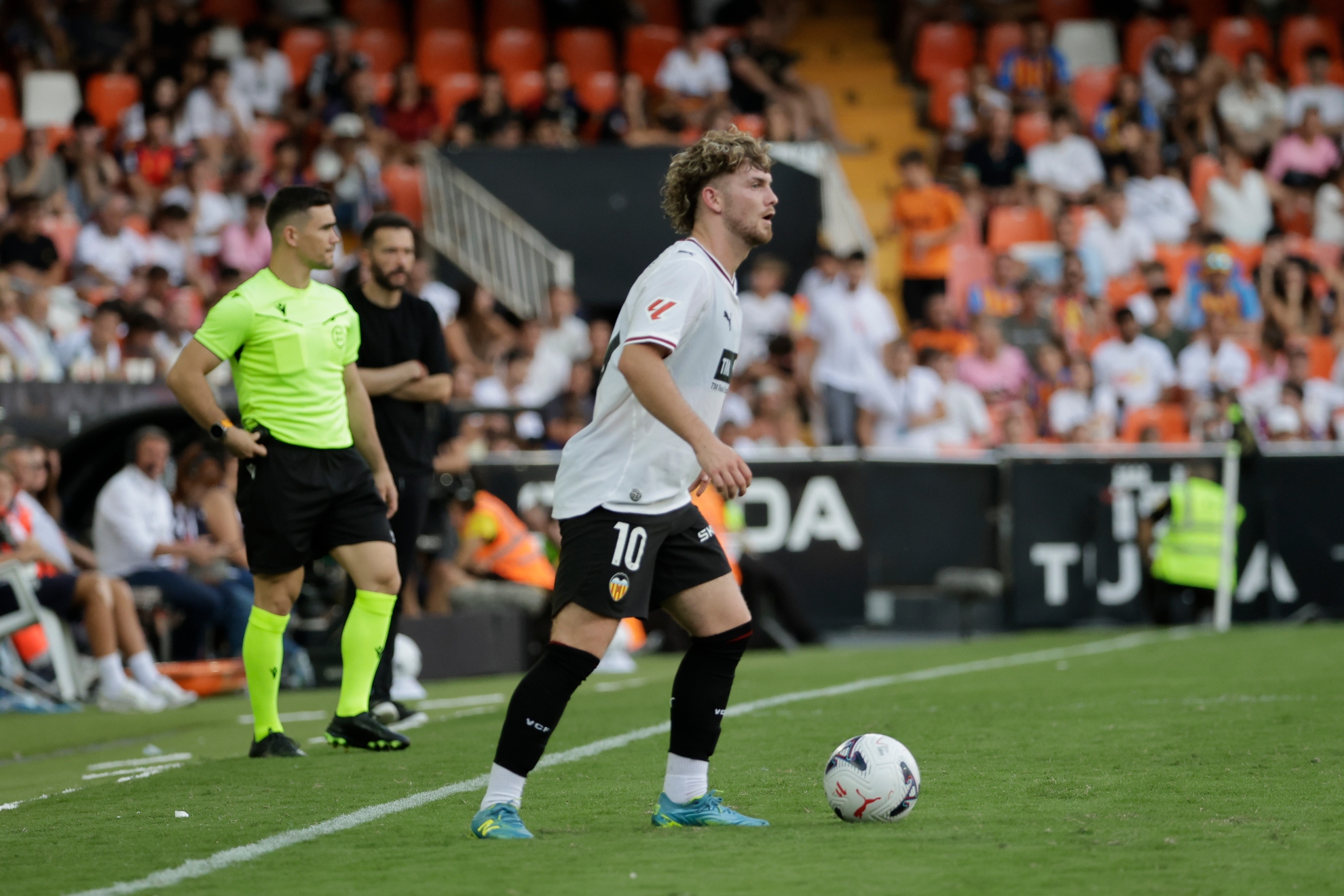 Elliott en el partido ante el Barcelona. EFE