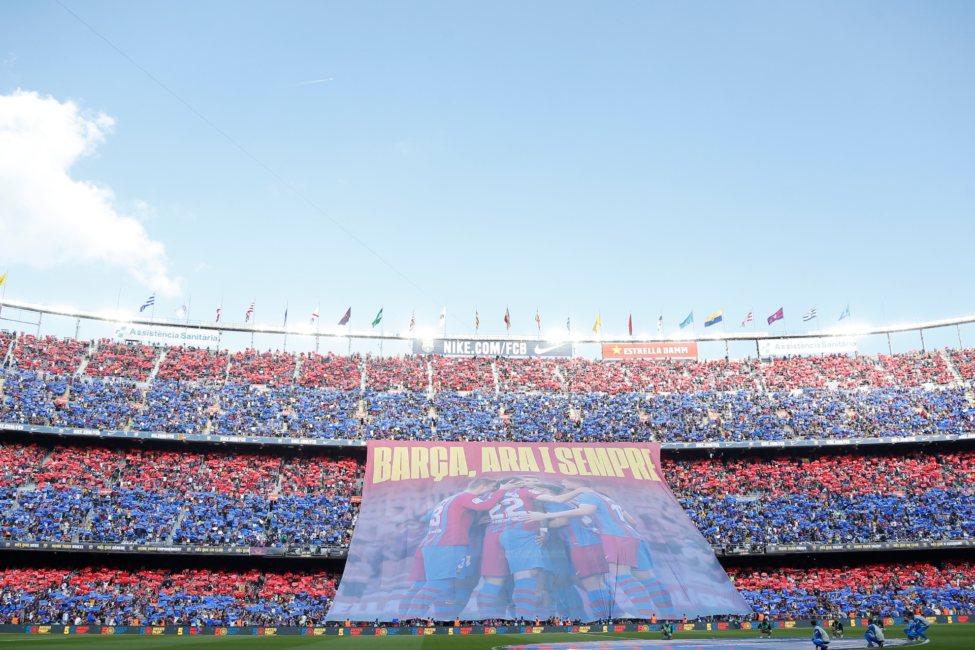 Mosaico del Spotify Camp Nou en un Clásico