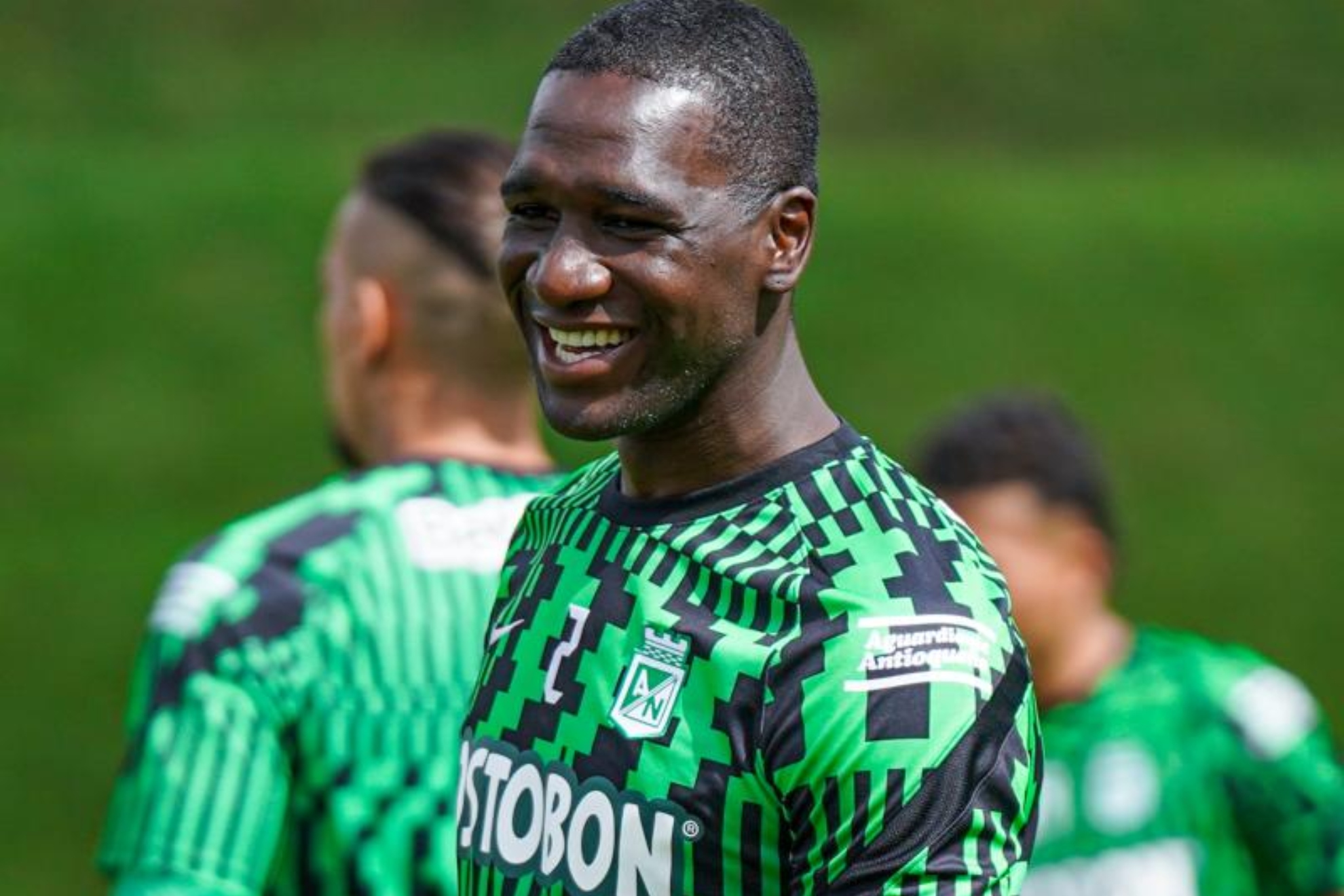 Real Montevideo sacude el mercado con un proyecto galáctico con Cristian Zapata. @nacionaloficial