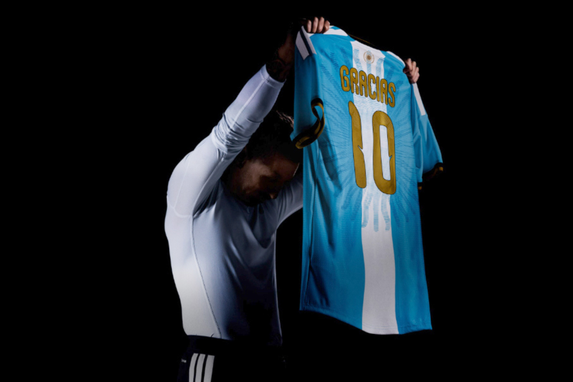 Messi da las gracias con esta foto en sus redes. Adidas