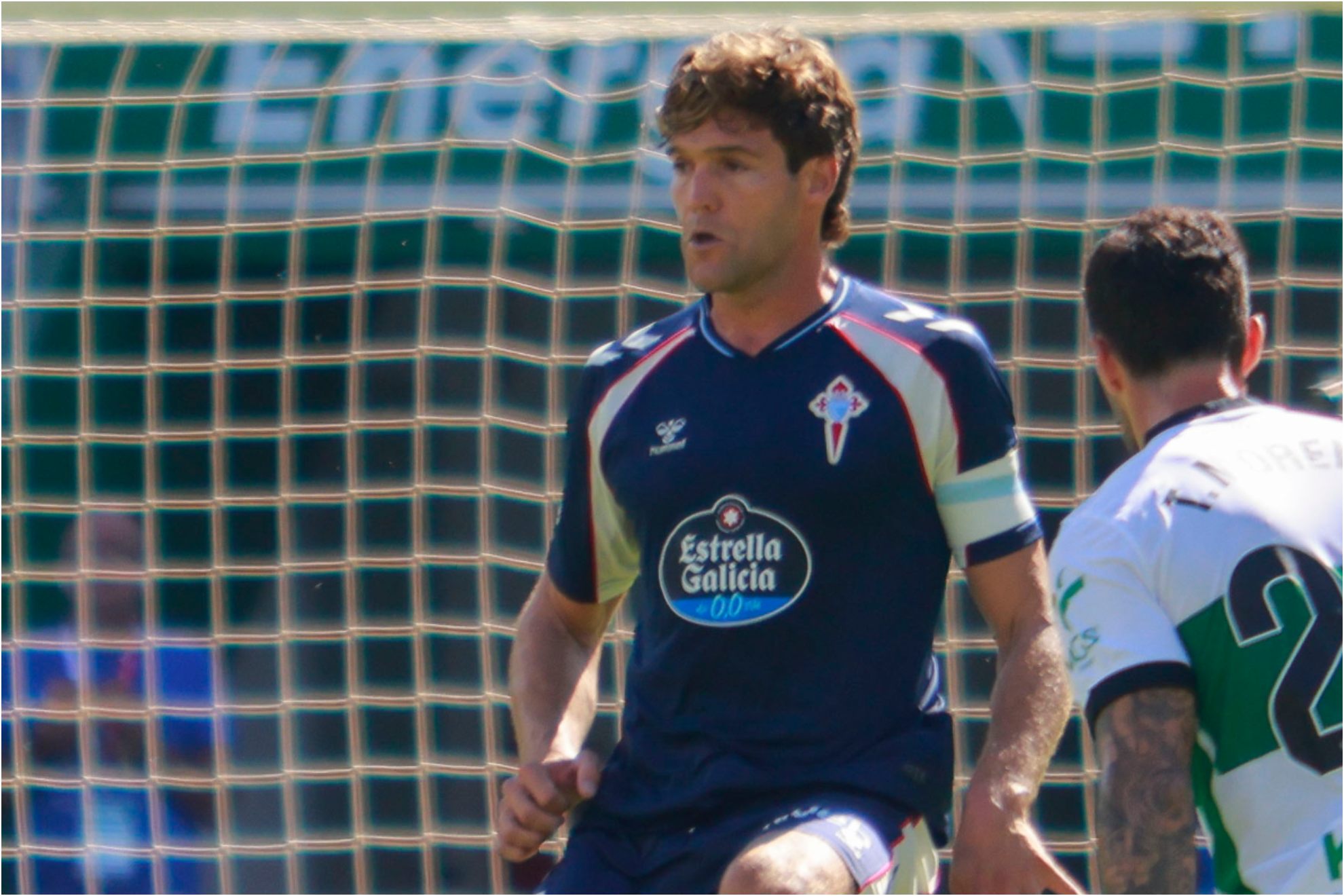 Marcos Alonso, contra el Celta. EFE