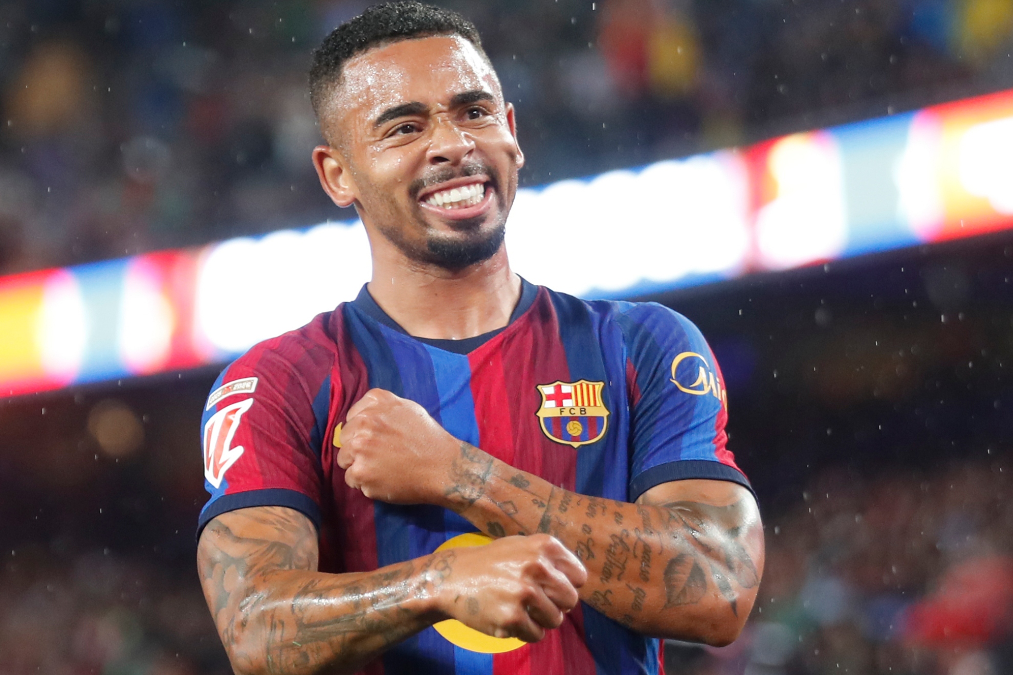 Gabriel Jesus celebra un gol. FRANCESC ADELANTADO